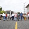 Nueva vialidad pavimentada con mezcla asfáltica en caliente en el Fraccionamiento Flor de Nacajuca, Tabasco