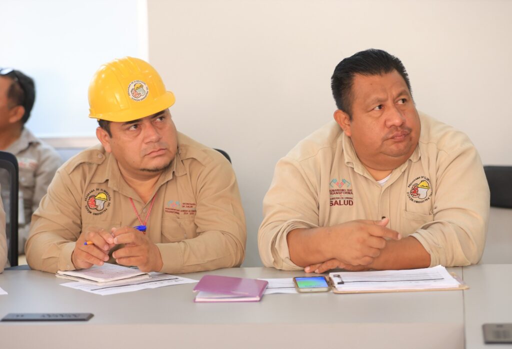 Personal del programa de eliminación y control del paludismo de la Secretaría de Salud de Chiapas participa en una mesa de trabajo interinstitucional.