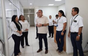 Carlos Efraín Reséndez Bocanegra durante la supervisión de órganos judiciales en Cárdenas, Tabasco.