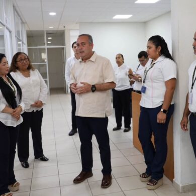 Carlos Efraín Reséndez Bocanegra durante la supervisión de órganos judiciales en Cárdenas, Tabasco.